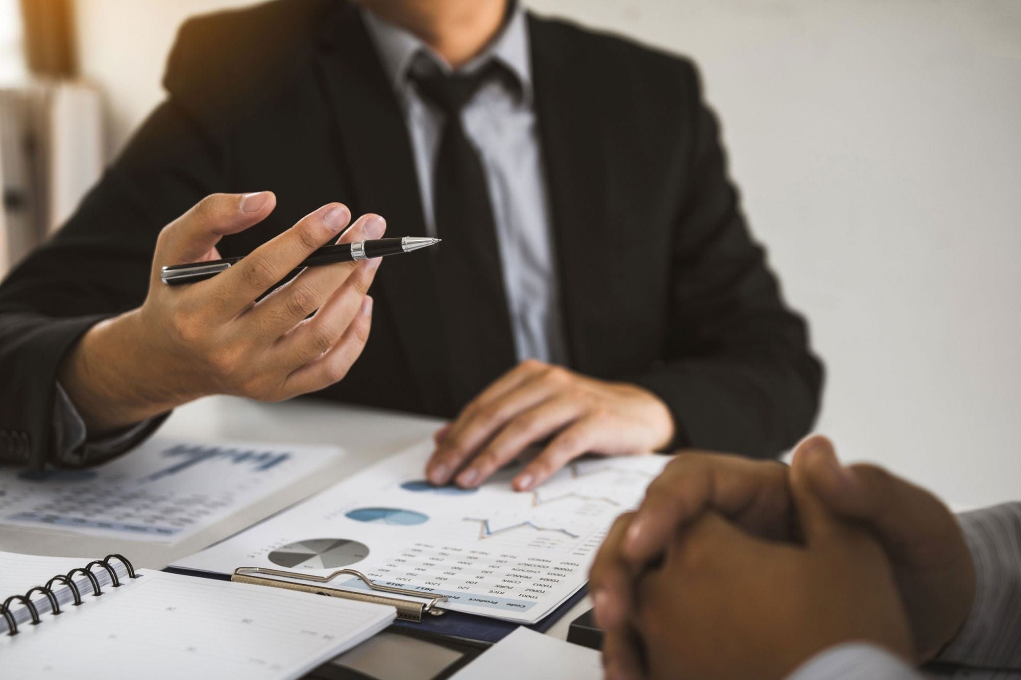 20190710153442 shutterstock 1411045943 Services HR Compliance